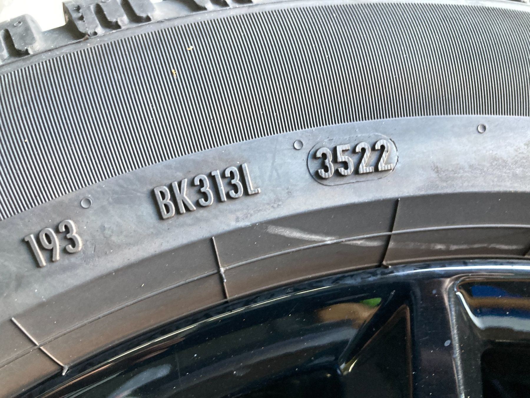 Kia Pneumatici & Ruote complete: 205/55R16 Winterräder Kia Ceed Continental – Usato da Cham venduto da WB2223 7