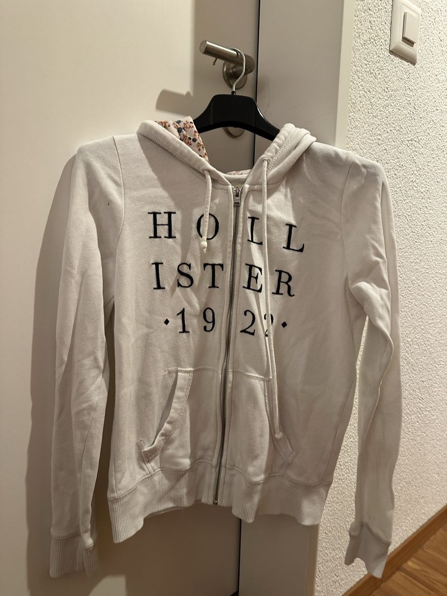 Hollister Giacche: Hollister - Jacke - M – Usato da Lachen SZ venduto da CharlotteAr