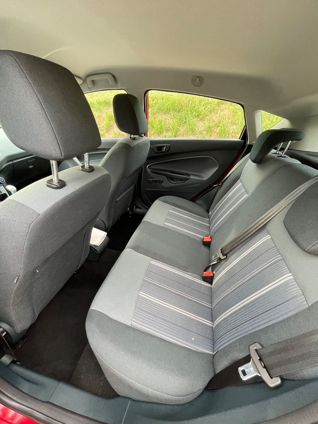Ford Autos: Ford Fiesta 1.4i – D'occasion à Corgémont par tsc_ck5z 7