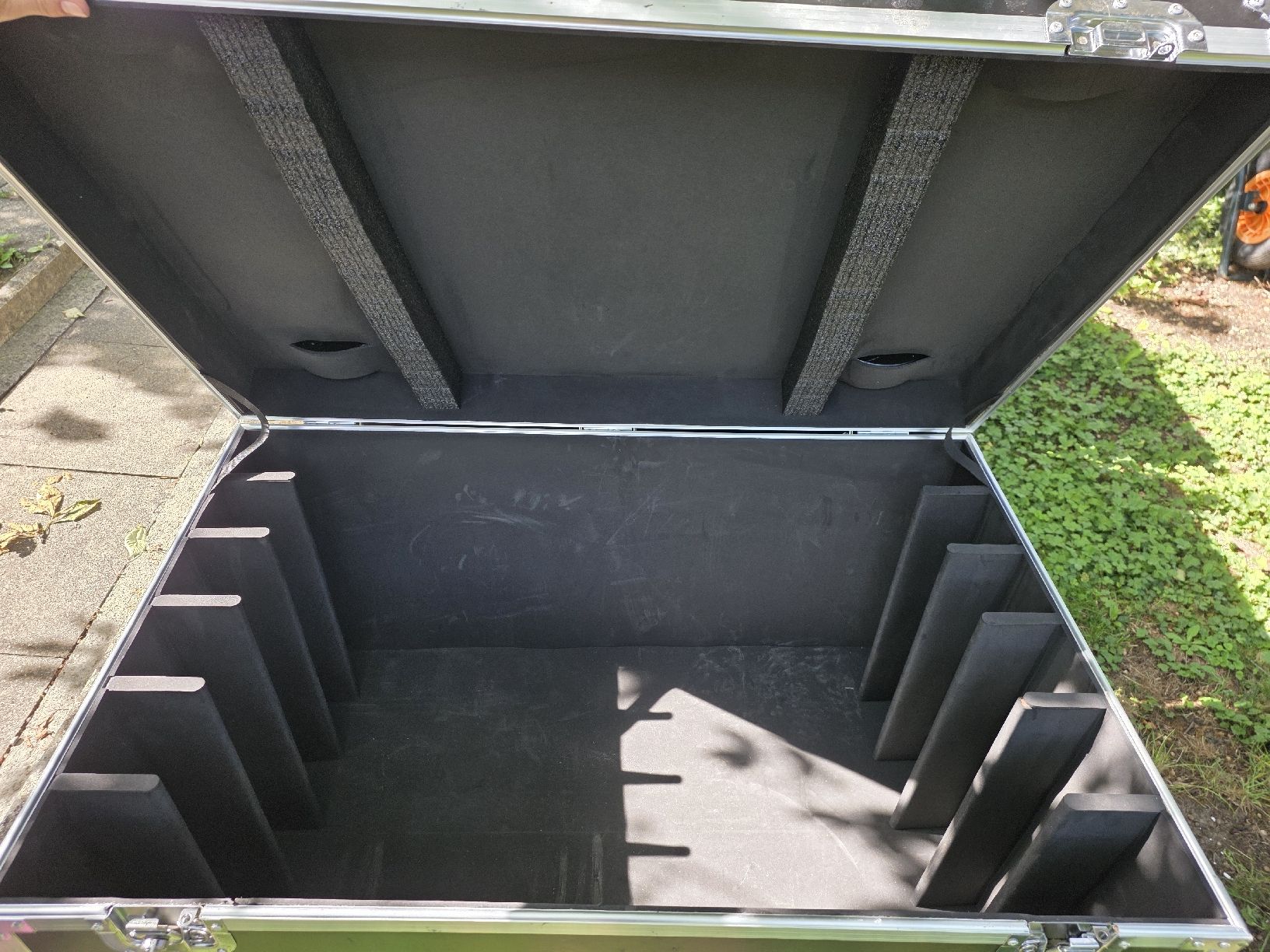 Valigie: Flightcase Transportkoffer schwarz mit Rollen gebraucht – Usato da Schaffhausen venduto da Silva054 2