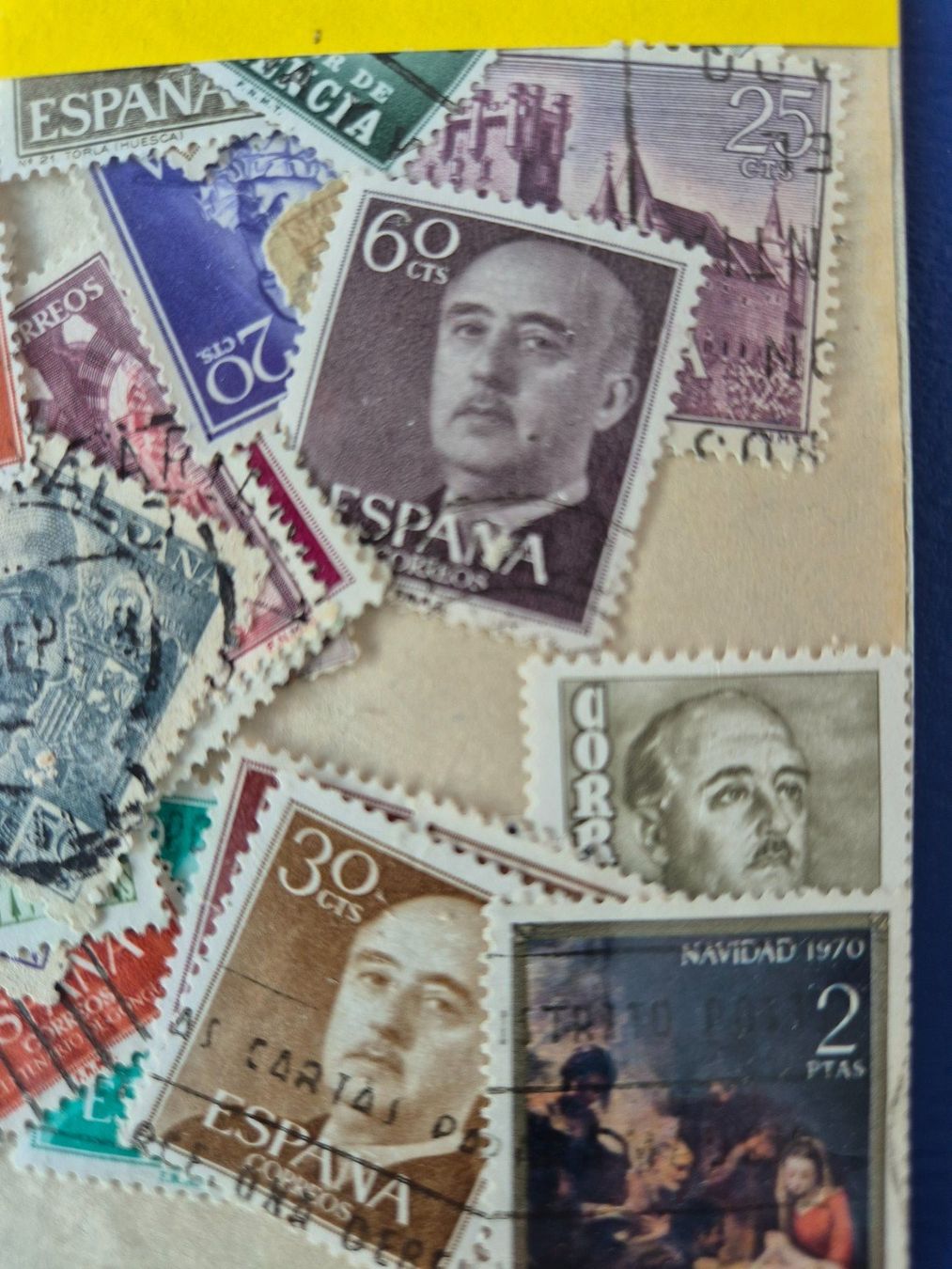 Tutti i francobolli: Sichtcouvert mit 75 verschiedenen spanischen Briefmarken – Nuovo e nell'imballaggio originale da Seewen SZ venduto da SuperpumaDisplayTeam 2