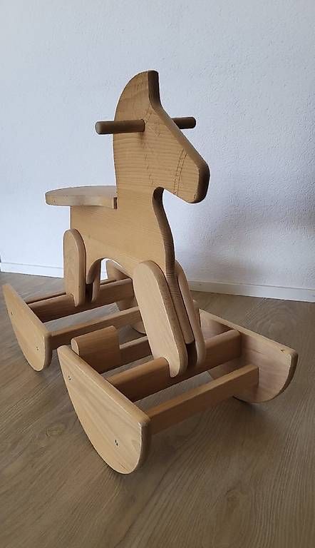 Spielzeuge: Schaukelpferd – Gebraucht aus Suhr von MuempfeliWerk 1
