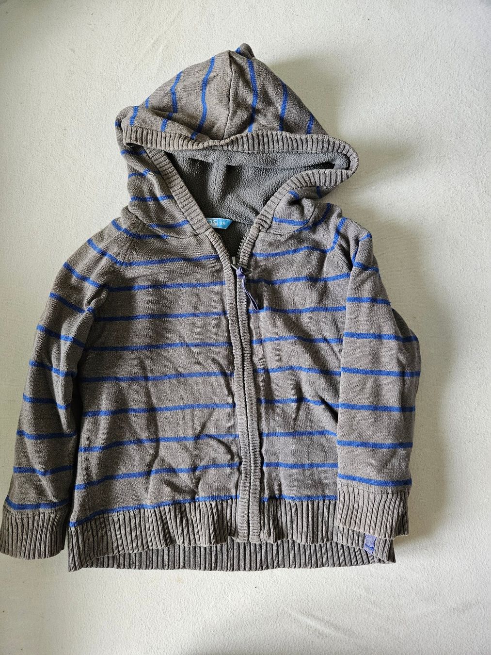 Lotti & Set di vestiti: Set 3 Stk. Kapuzen Jäckli / Jacken / Pullover ca. Gr. 98/104 – Usato da Unterengstringen venduto da saraman 1