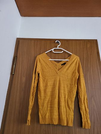 Pull Massimo Dutti moutarde, taille XS