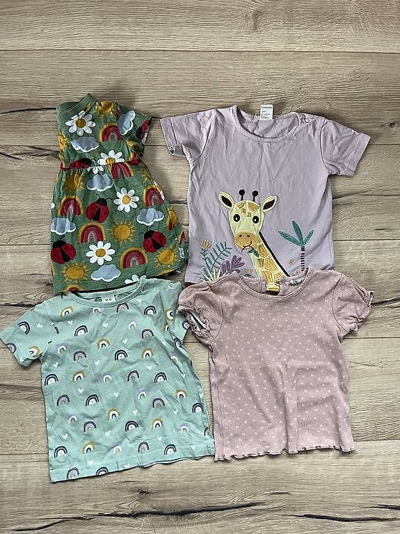 Lotti & Set di vestiti: Sommershirts Gr. 92 – Usato da Summaprada venduto da lar_ttd2