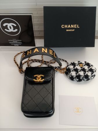 Chanel Original Neu Multi Pochtet in Karton unbenutzt
