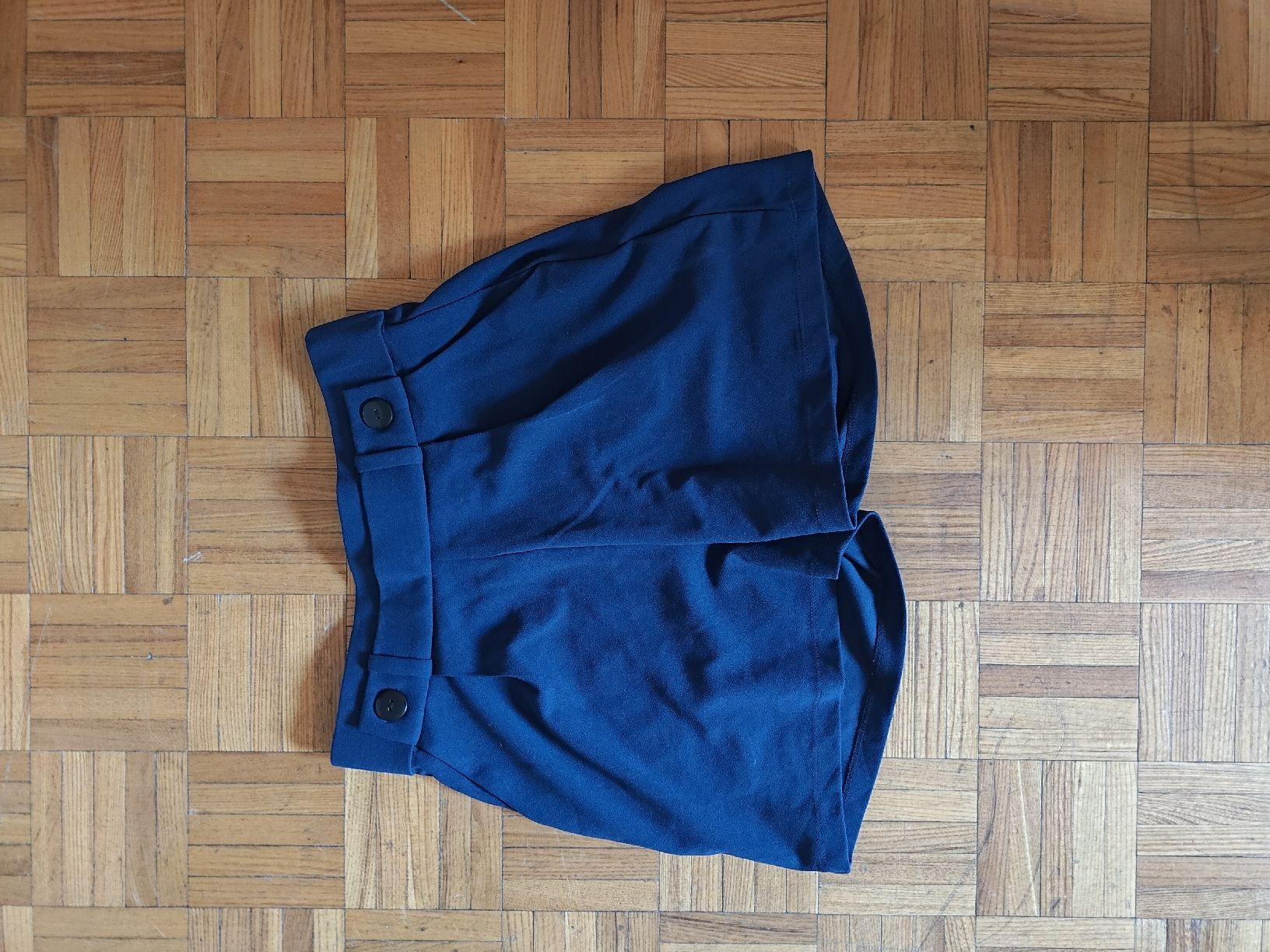 Only Pantaloni: Shorts Only (JDY) bleu taille M – Nuovo (secondo la descrizione) da St-Pierre-Clages venduto da Romo_1955