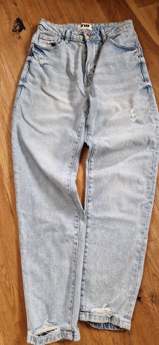 Tally Weijl Jeans: 🤩Coole Jeanshose – Usato da Grosswangen venduto da iranki80