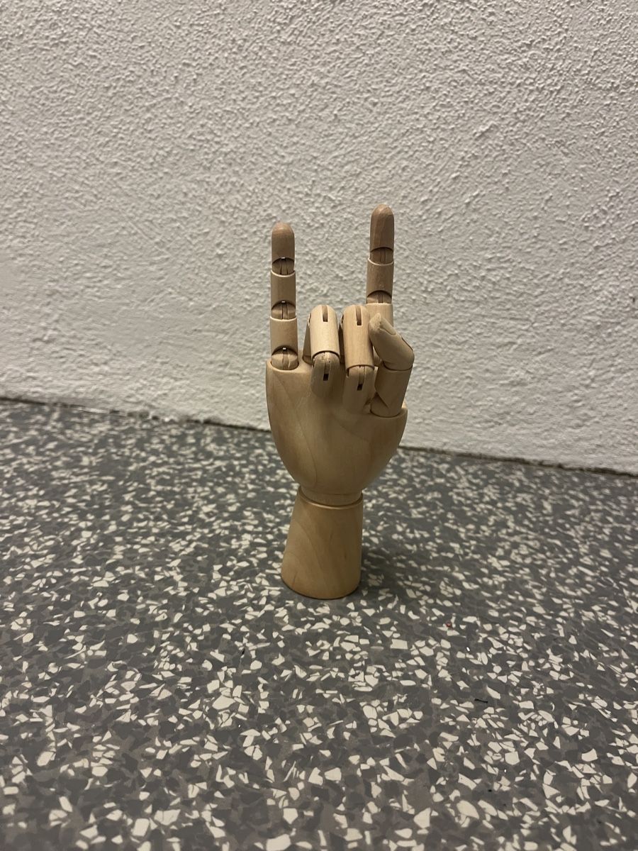 Alle Dekorationen: IKEA Handskalad Deko Hand naturfarben – Gebraucht aus Zürich von bretxo 4