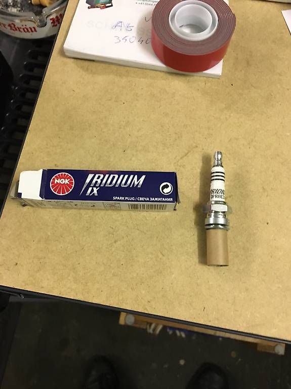 Tutti i ricambio per moto: Zündkerze NGK iridium IC – Usato da Volketswil venduto da mascalzone-latino 1