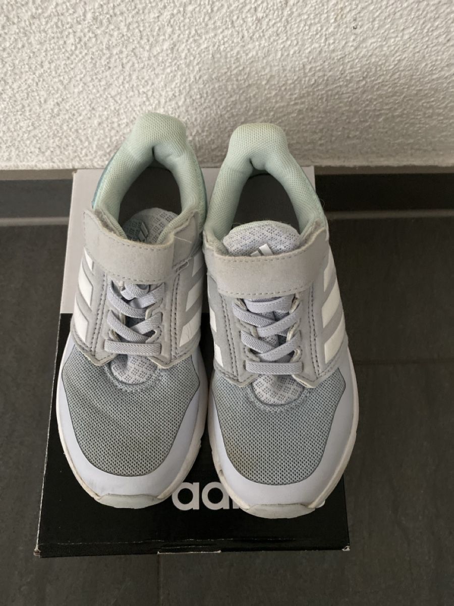 Adidas Scarpe per ragazzi: Adidas Falcon Taille 31 – Usato da Grenchen venduto da O.r.i.g. 1