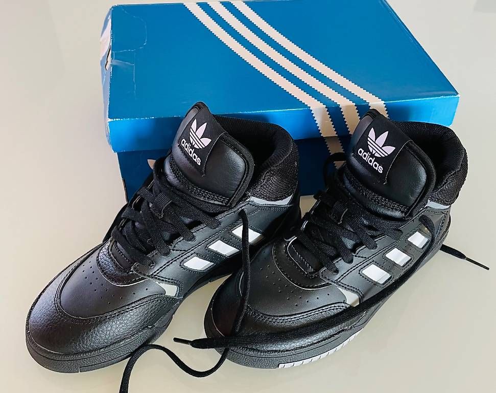 Adidas Scarpe da uomo: Turnschuhe / Sneaker von Adidas, Gr. 35 – Nuovo (secondo la descrizione) da Lufingen venduto da mar_v5lj