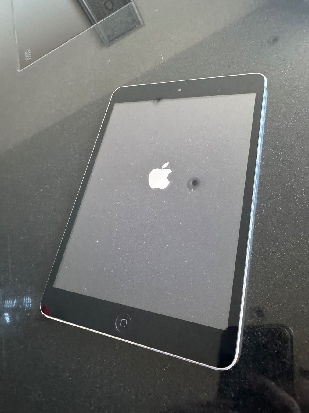 Apple Tablet PC: iPad mini 2016 – Gebraucht aus Oberbüren von dijbdn 2