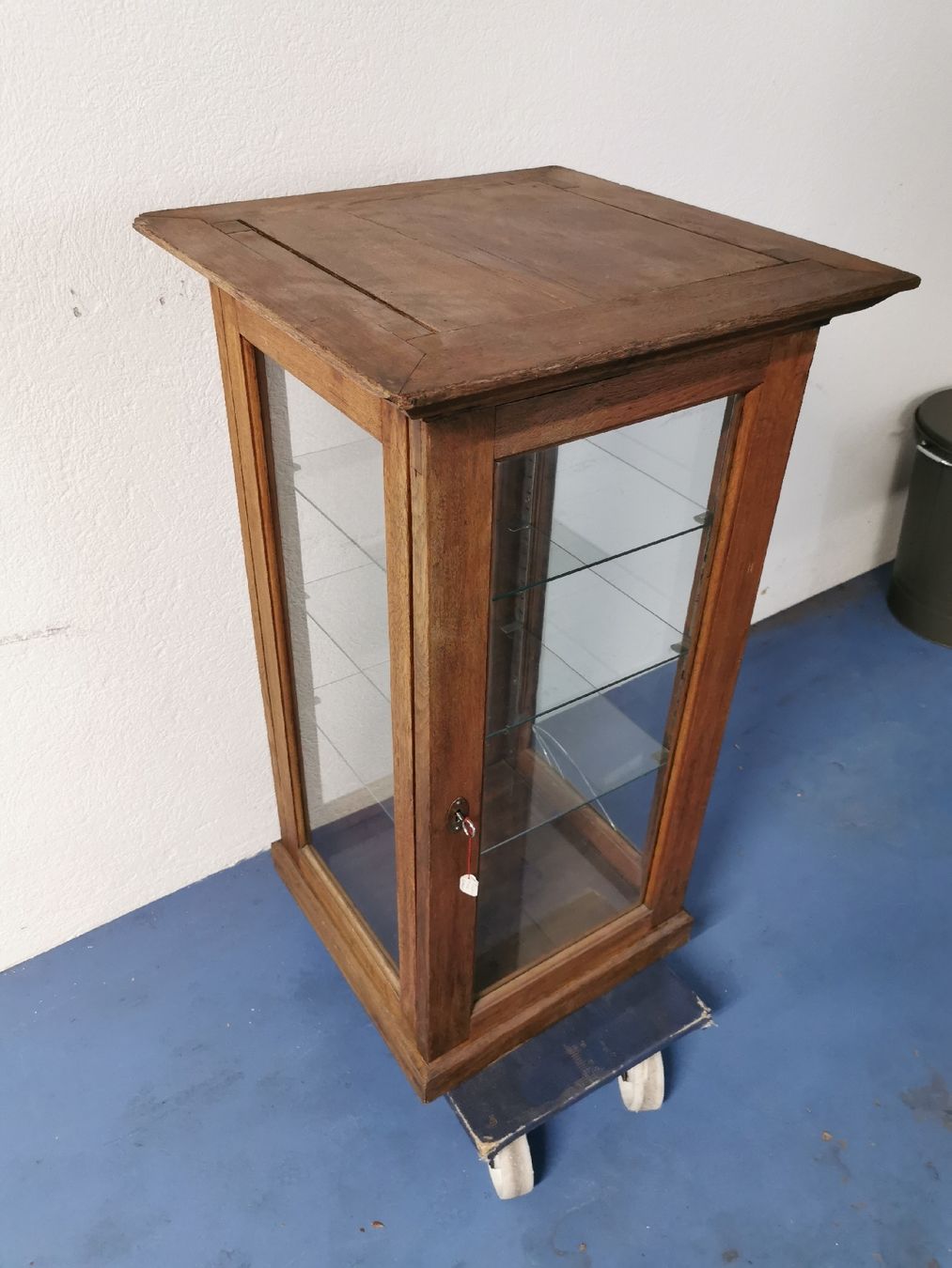 Vetrine: Antike Vitrine – Usato da Buchrain venduto da Blue_Marlin 1