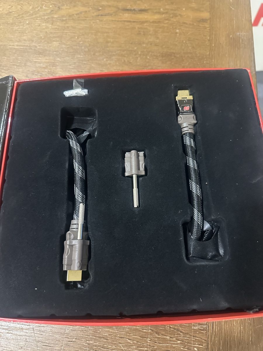 Cavi: 15 Meter HDMI Kabel mit Safelock – Usato da Altendorf venduto da Quietwater 2