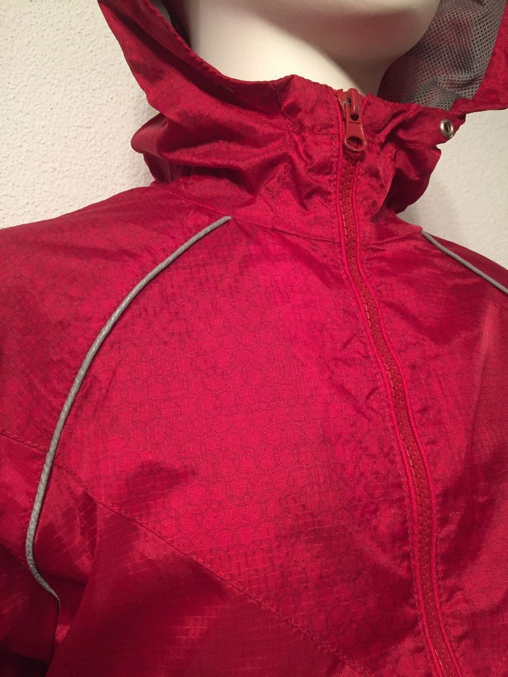 Jacken & Mäntel: Bordeaux Jacke weinrot Gr. 140 – Gebraucht aus Emmenbrücke von little.treasures 4