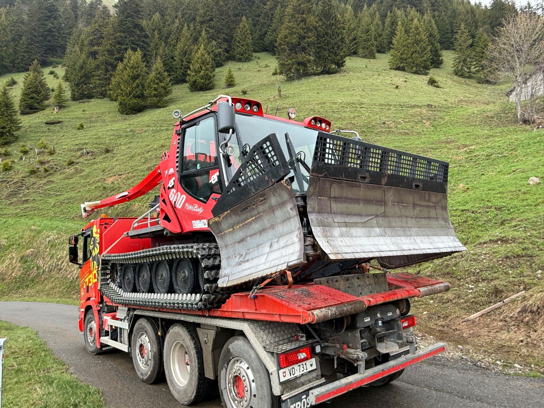 Bagger: Chenilles d été pour Pistenbully 600 ou 300 – Gebraucht aus Villeneuve VD von Tiennot 8