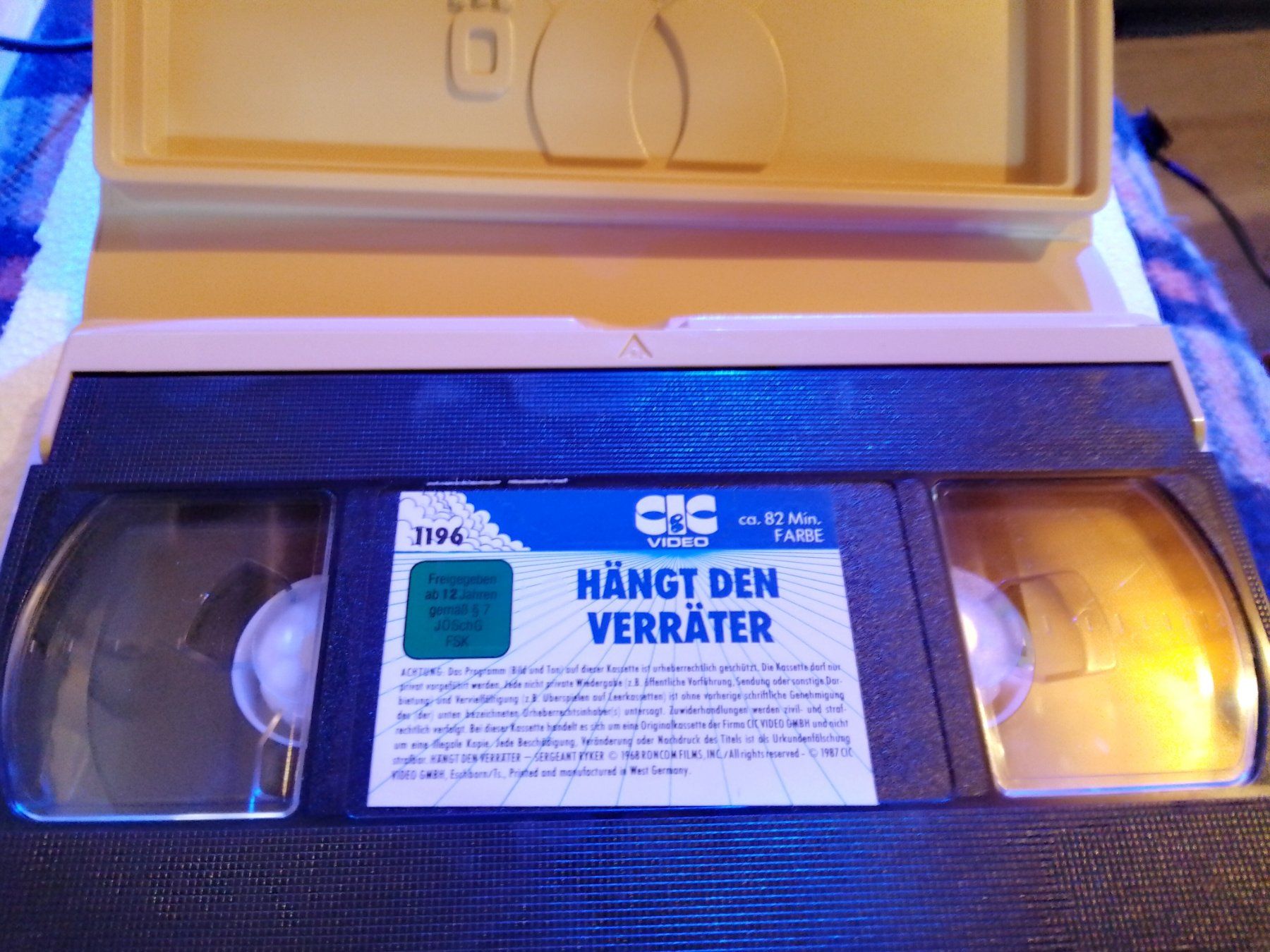 Tutti i VHS: Hängt den Verräter mit Lee Marvin CIC Video VHS – Usato da Remetschwil venduto da Privatflohmi 2
