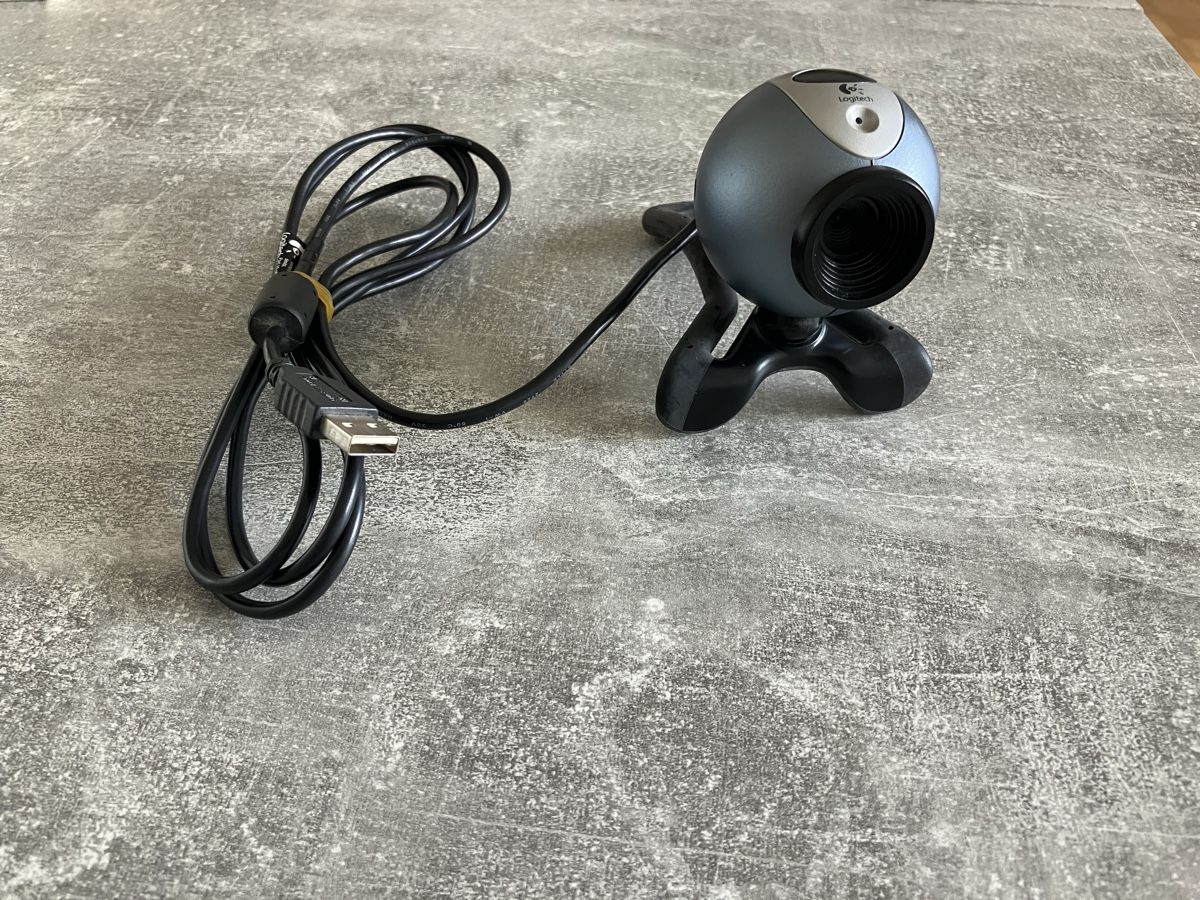 Logitech Webcams: Logitech PC Kamera – Gebraucht aus Emmenbrücke von nne_hm9j