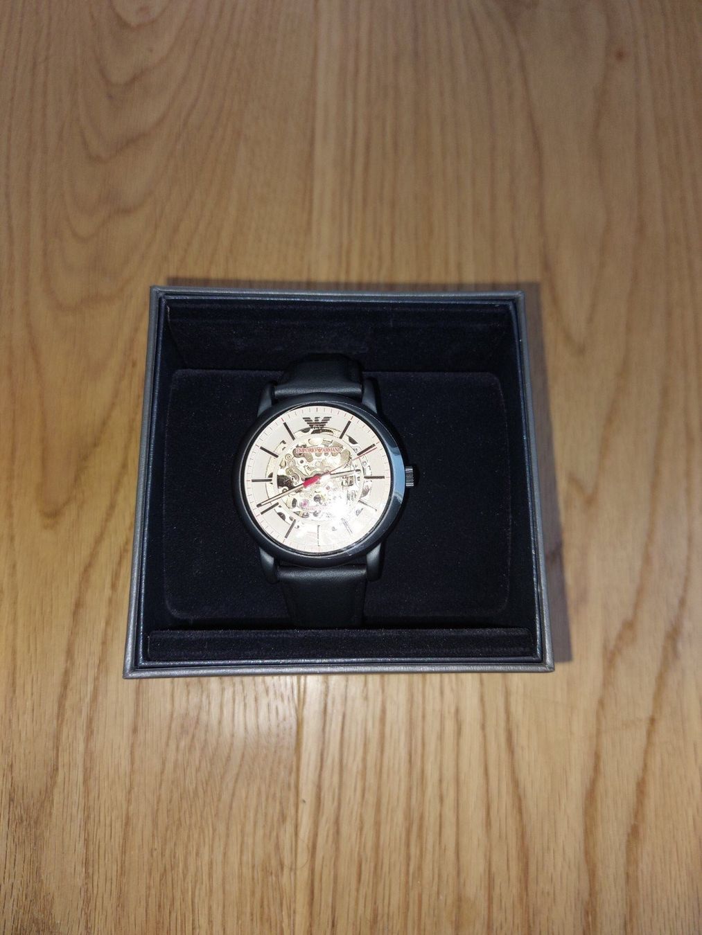Armani Orologi: Armani Uhr mit Echtheitszertifikat – Nuovo e nell'imballaggio originale da Schenkon venduto da 1996234