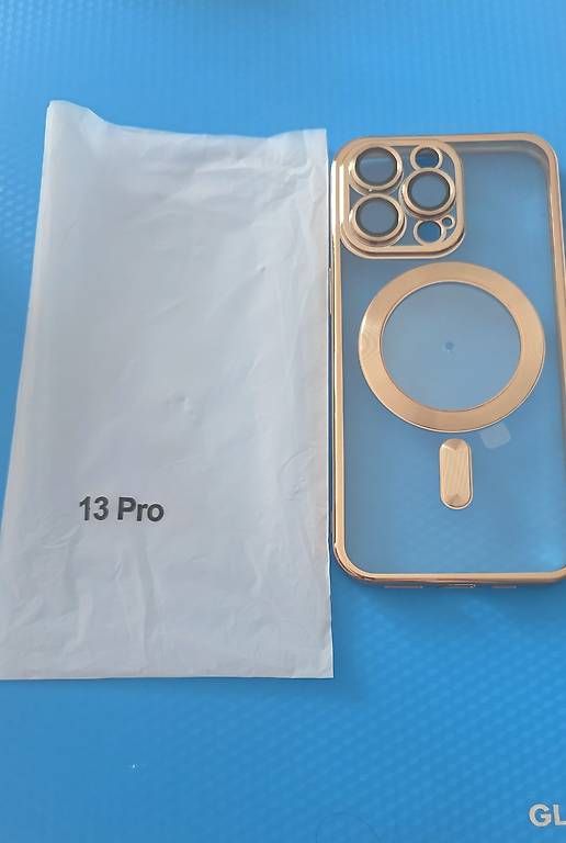 Covers & Schutzfolien: Safe Hülle iPhone 13 Pro – Gebraucht aus Seewen SO von wit_6lph