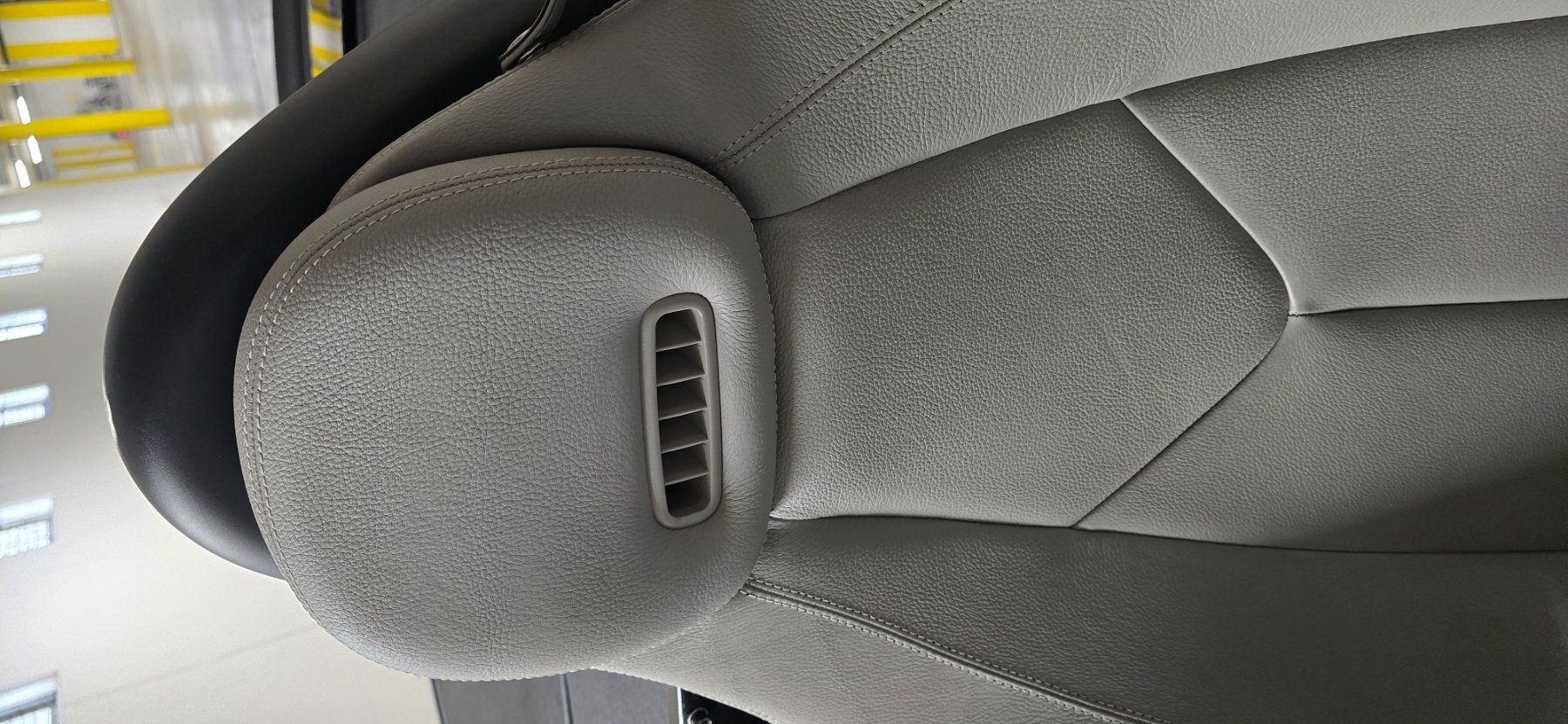 Mercedes-Benz Autos: Mercedes Cabrio SLK 350 – Gebraucht aus Oberriet SG von Juri.... 3
