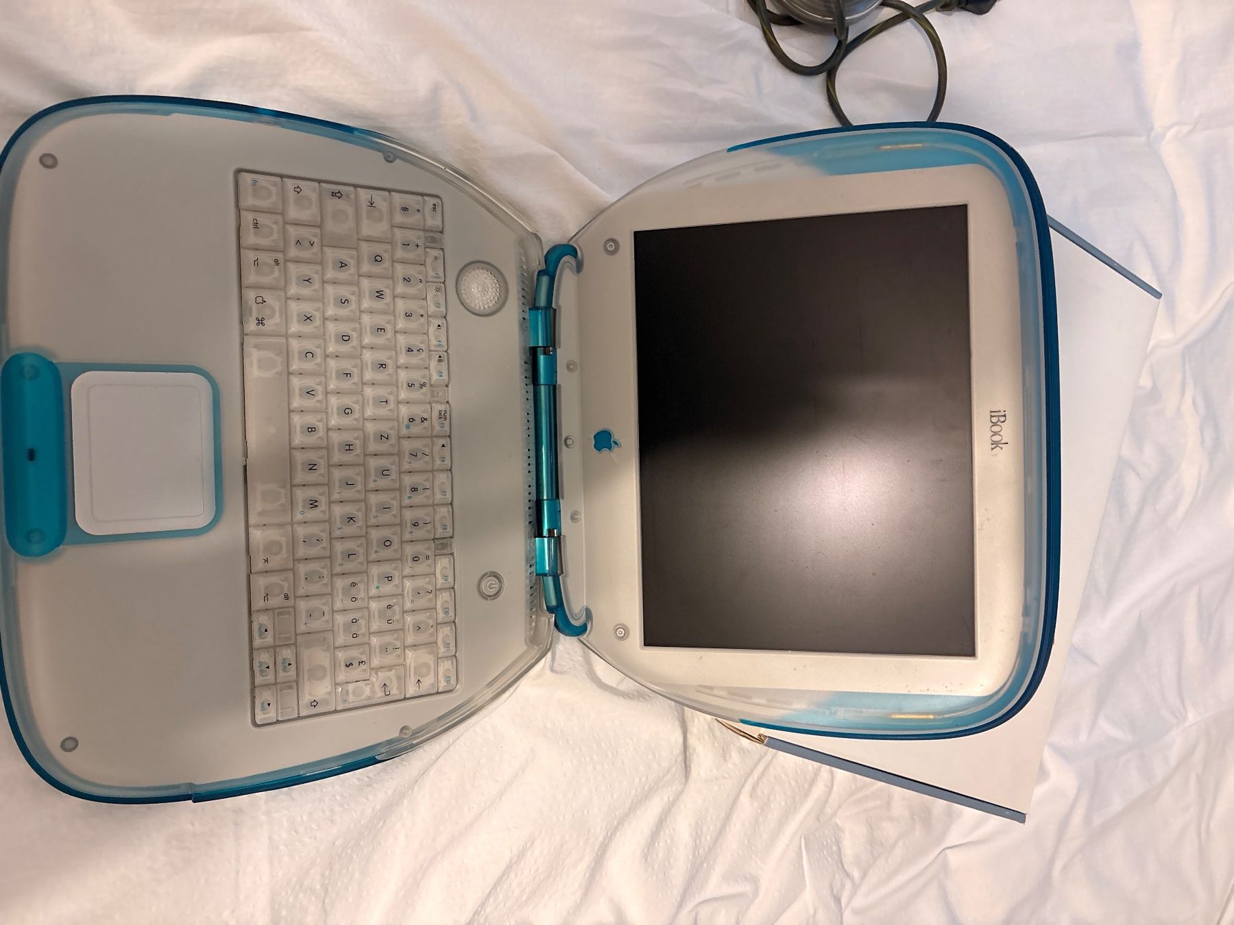 Apple Notebooks: Apple iBook G3 – Gebraucht aus Dietikon von Lidija0 1