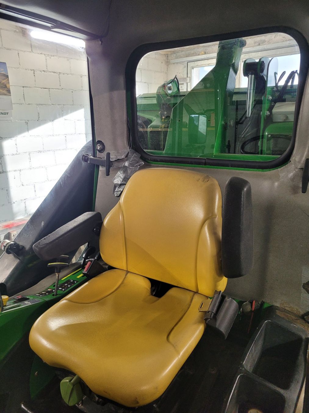 John Deere Tagliaerba: Aufsitzrasenmäher John deere 1565 4WD – Usato da Buttisholz venduto da Galaxi27 6