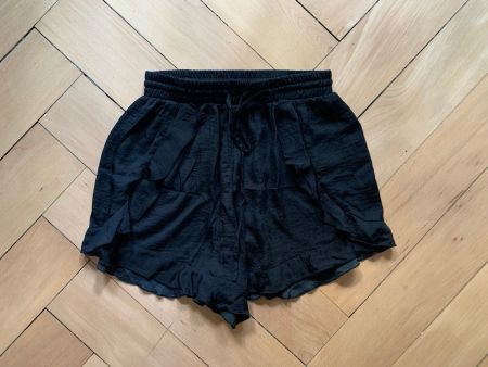 SIMPLEE - Shorts schwarz satinartig S