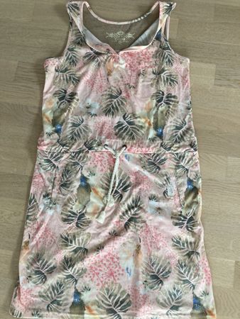 fabrikneues Sommerkleid