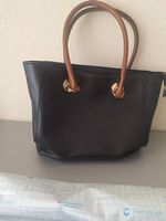 Schwarze Handtasche gebraucht