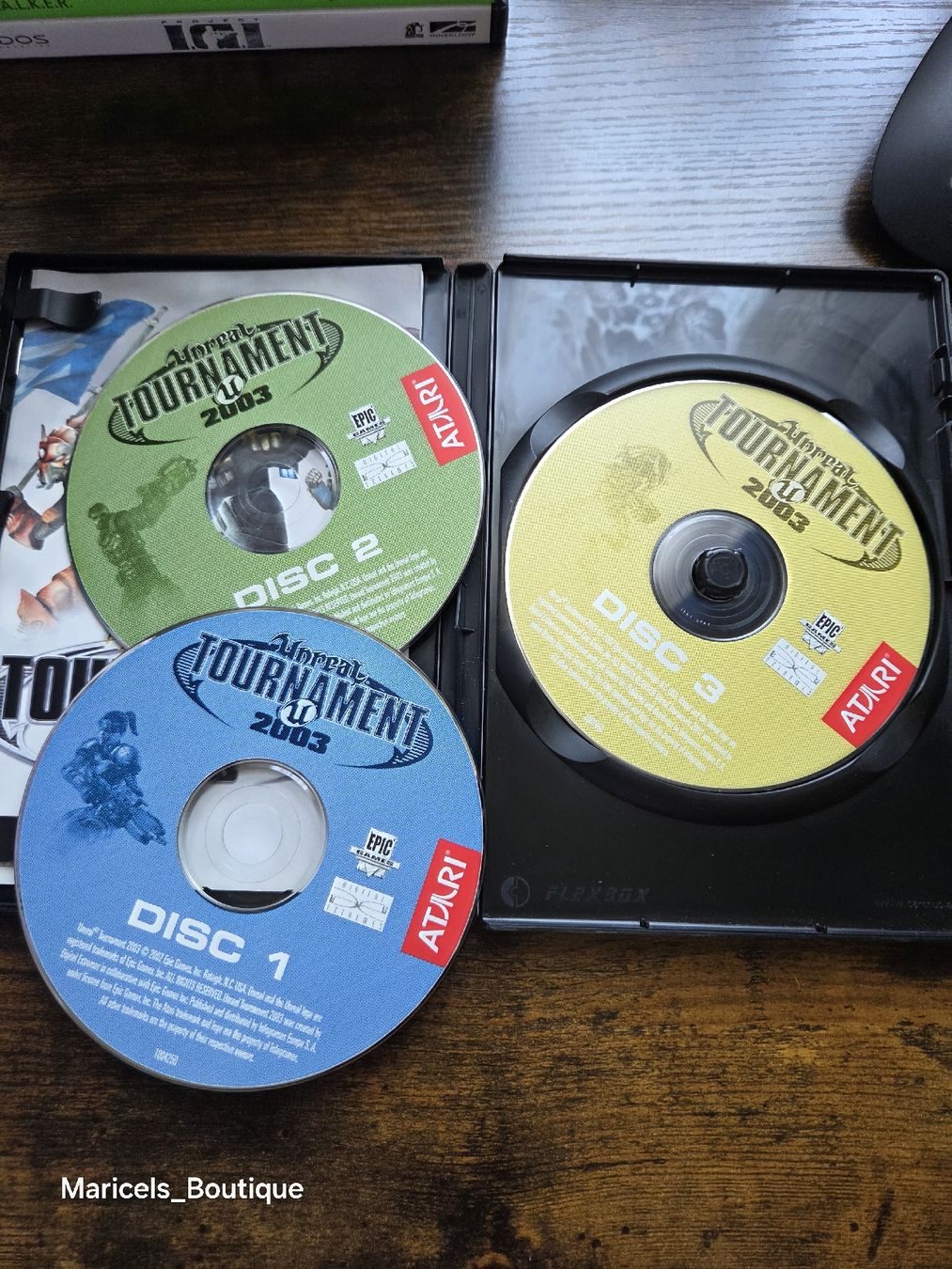 Spiele: Unreal Tournament 2003 PC CD-ROM complete with 3 discs – Gebraucht aus Winterthur von Maricels_Boutique 2
