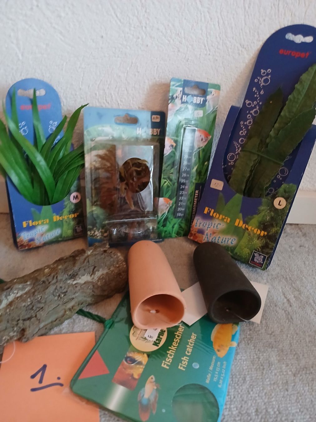 Tutte le decorazioni: Aquarium Decor – Usato da Kappelen venduto da lue_nrl2