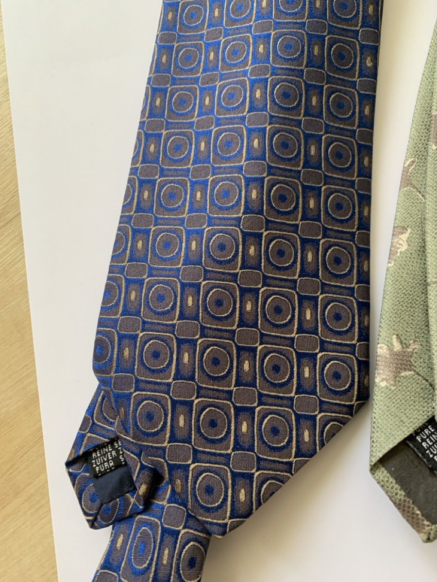 Cravatte: Elegante Herrenkrawatten – Usato da Ebikon venduto da phi_kjk8 1