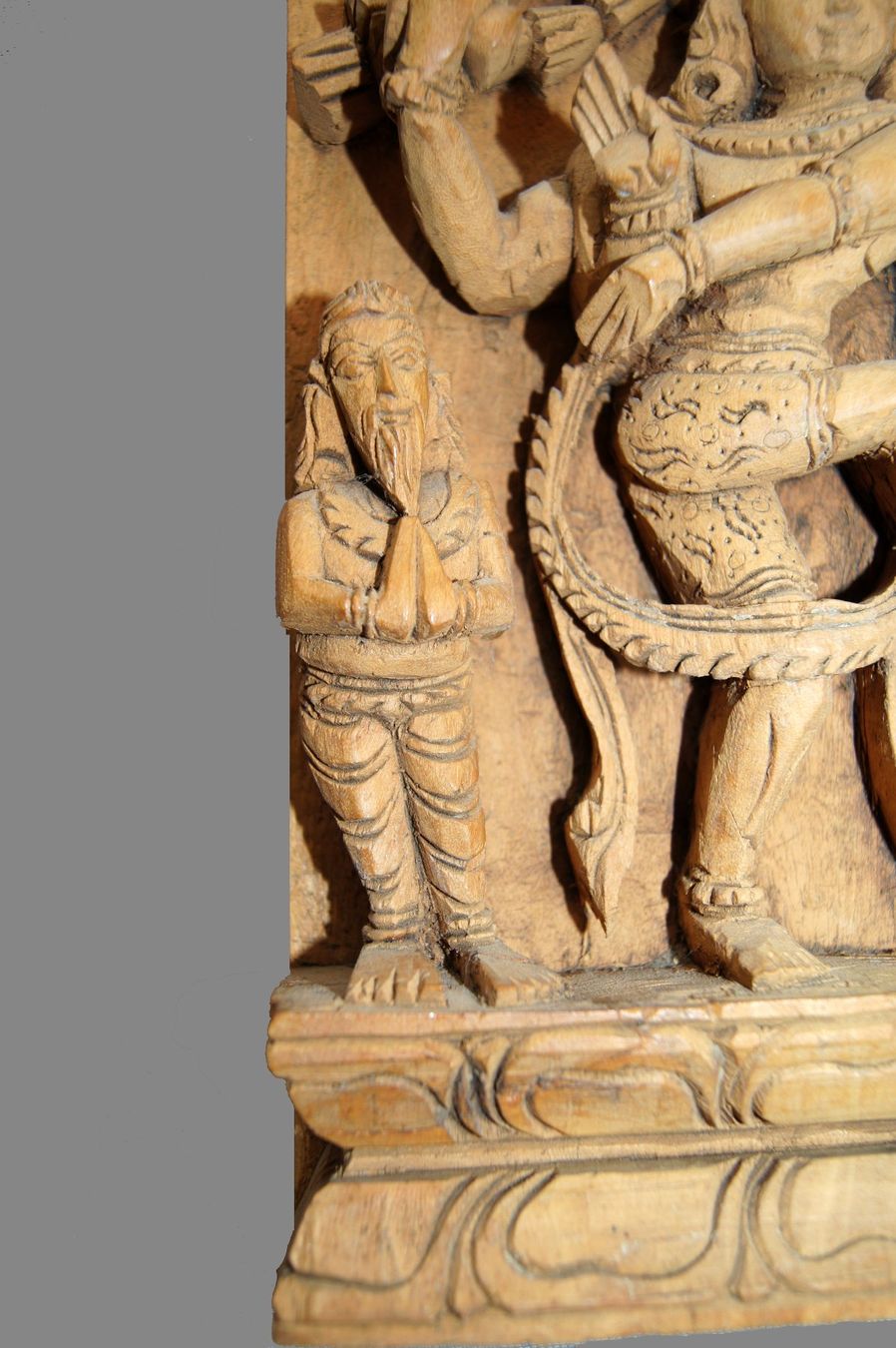 Statuette: Geschnitztes Panel mit tanzendem Shiva, wohl aus Bali – Usato da Geroldswil venduto da ARTEFACTO 3