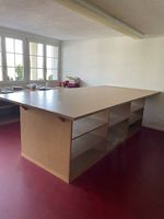 Arbeitstisch/ Schneideratelier/ Werken