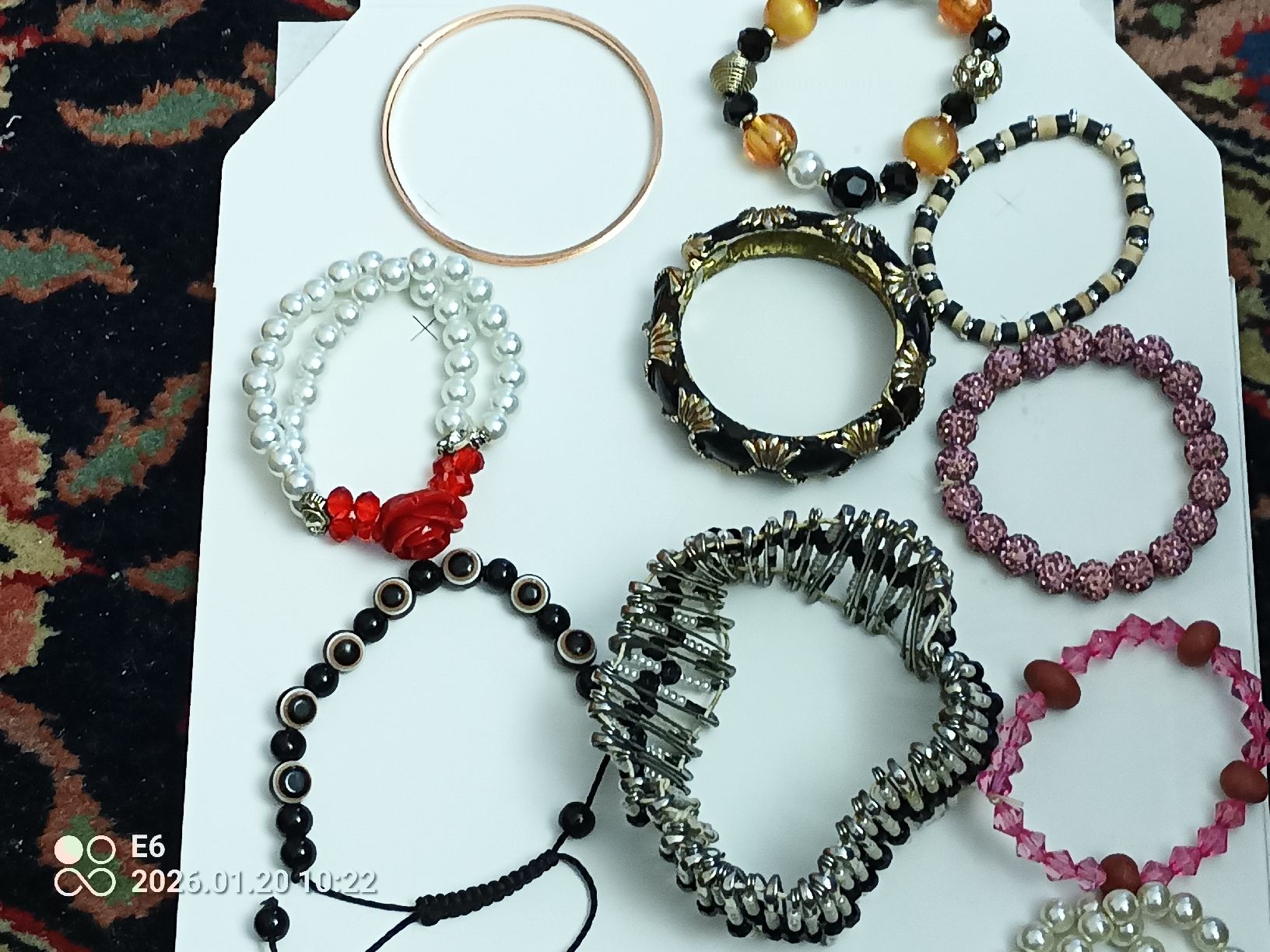 Bracciali & Braccialetti: 16 Armbänder und Armreifen – Usato da Zürich venduto da Mitzi6 2