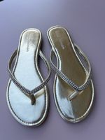 Goldene Sandalen mit Strass – M&S Woman – Grösse 5 (38)