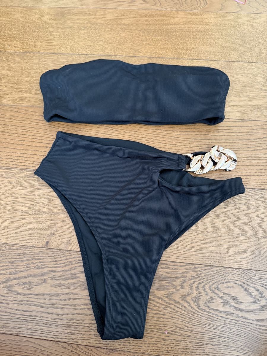 Costumi da bagno & Bikini: Schwarzer Bikini mit Goldkette, Gr. M - Neu – Nuovo (secondo la descrizione) da Bassersdorf venduto da Sandy456 5