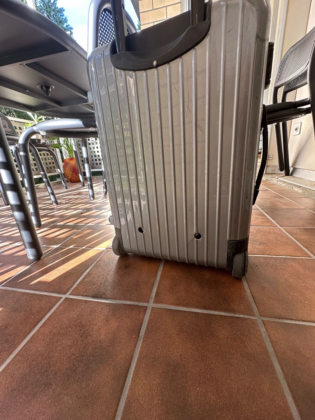 Rimowa Valises de voyage: Rimowa suitcase silver used – D'occasion à Zürich par lin_g7d6 3