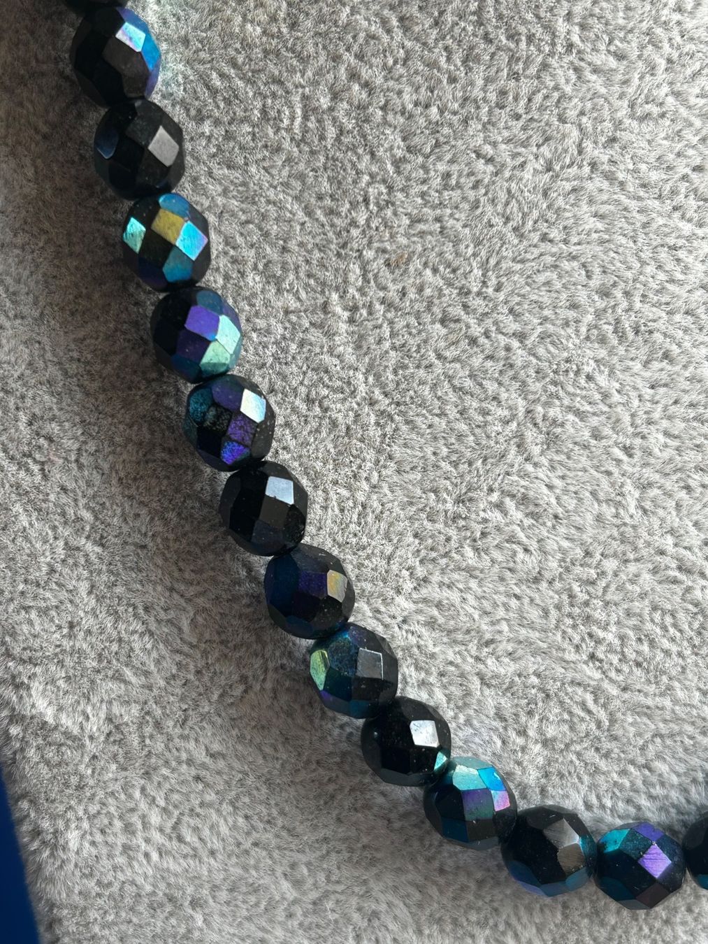 Catenine: Halskette, schwarz mit blauem Schimmer – Usato da Dittingen venduto da Bijoubelle 1