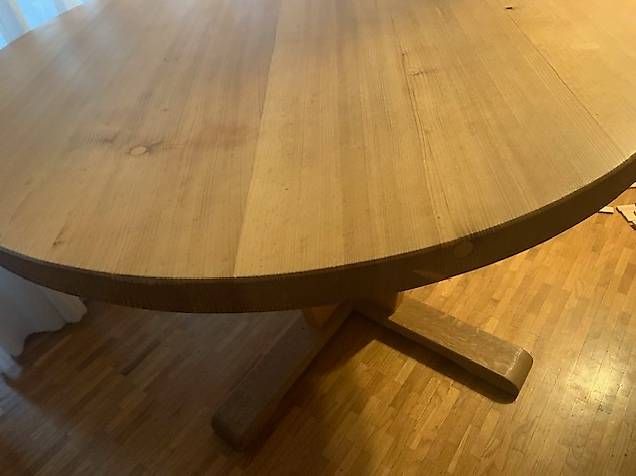 Tables: Schöner massiver Holztisch – D'occasion à Adliswil par Elyaque2005 3