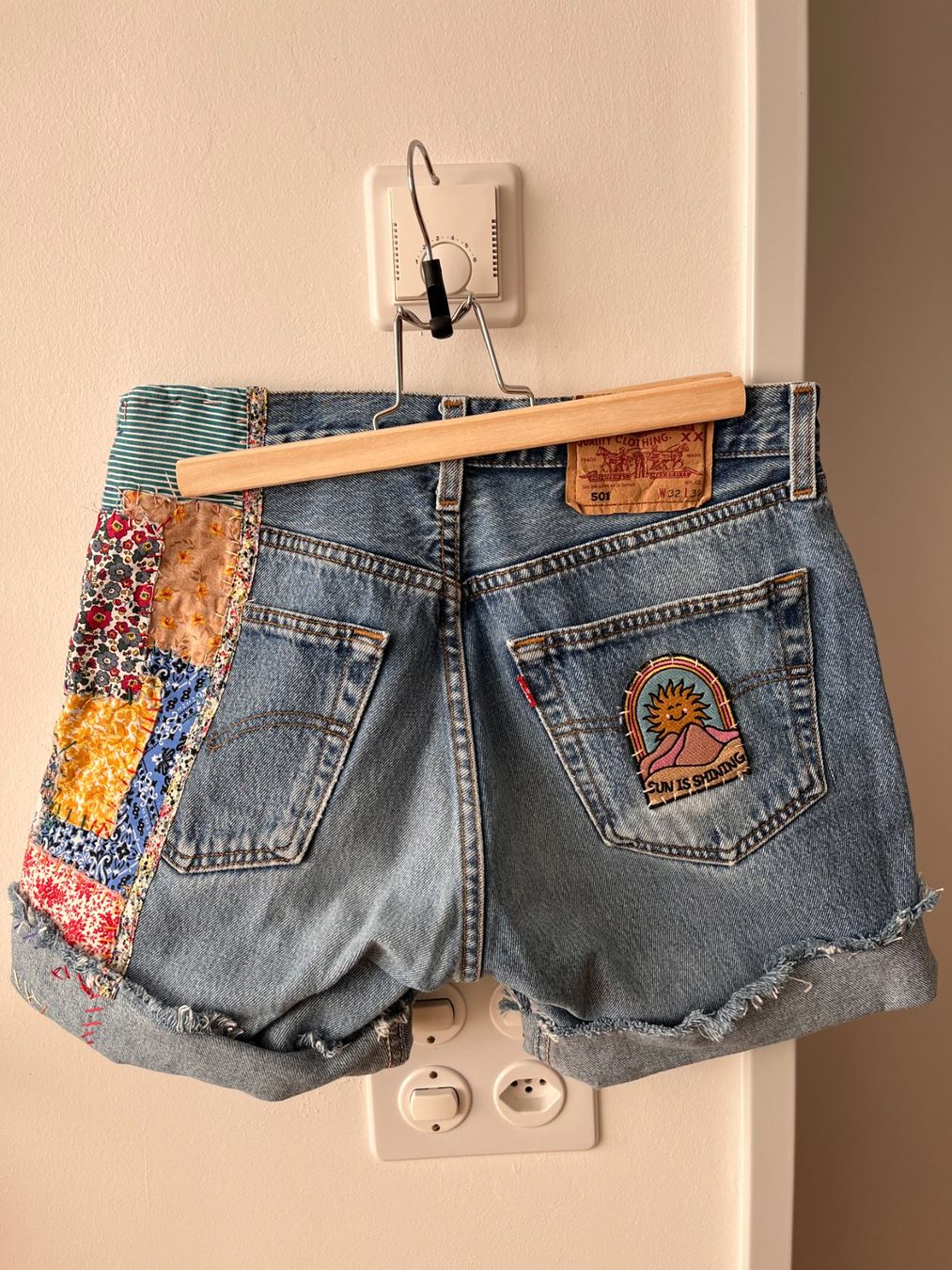 Levi's Jeans: Levi jean shorts 501 limited edition patchwork – Nuovo (secondo la descrizione) da Zürich venduto da hel_8m92 1