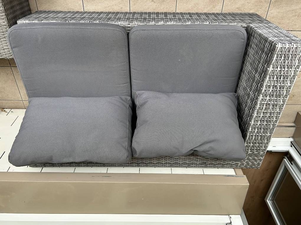 Divani: Gartenmöbel - Rattan, grau – Usato da Rickenbach b. Wil venduto da DomeLu 2