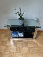 Fernsehmöbel aus Glas
