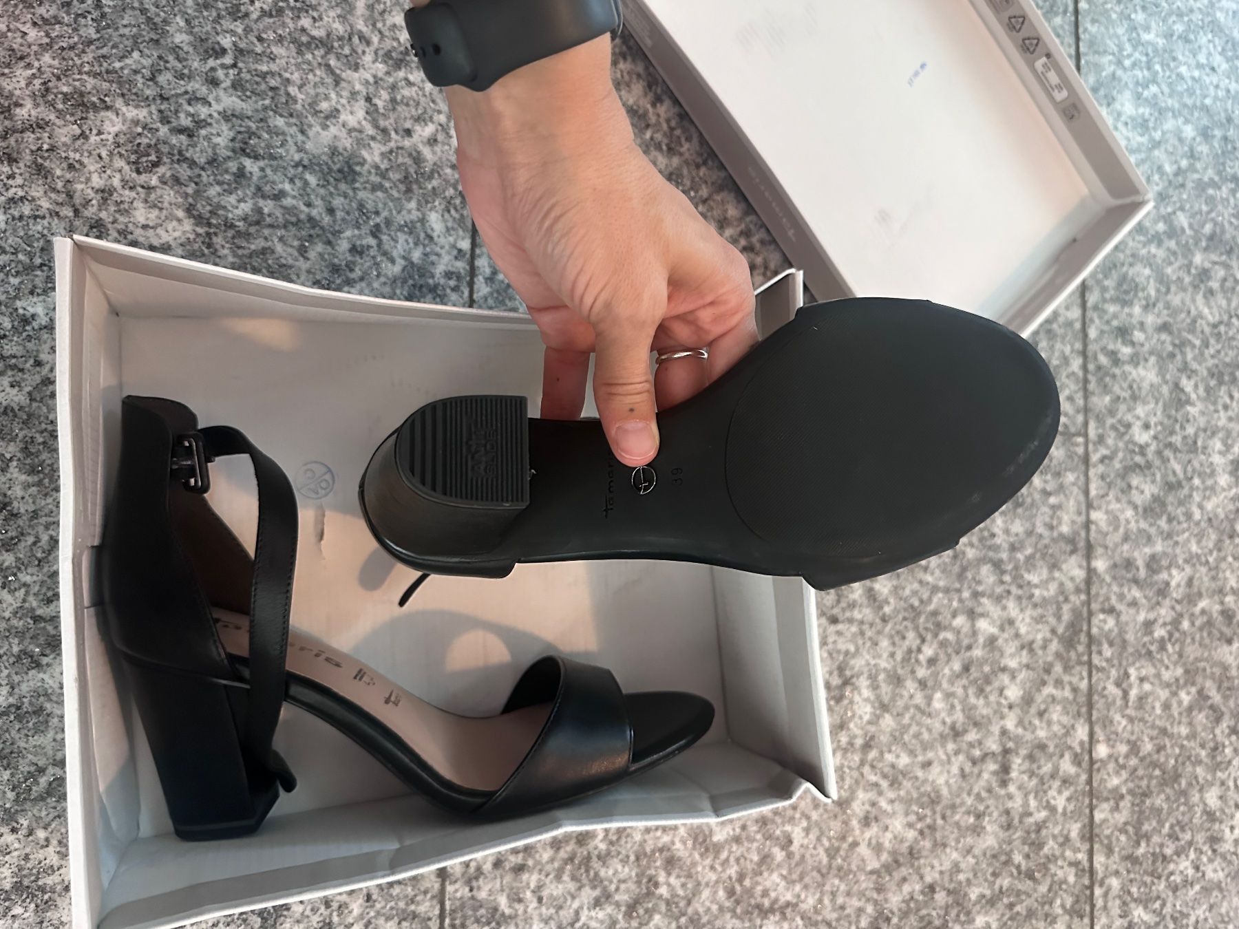 Tamaris Chaussures femmes: High heels sandals NEW 39 – Neuf avec emballage d'origine à Bellinzona par Samirablank 4