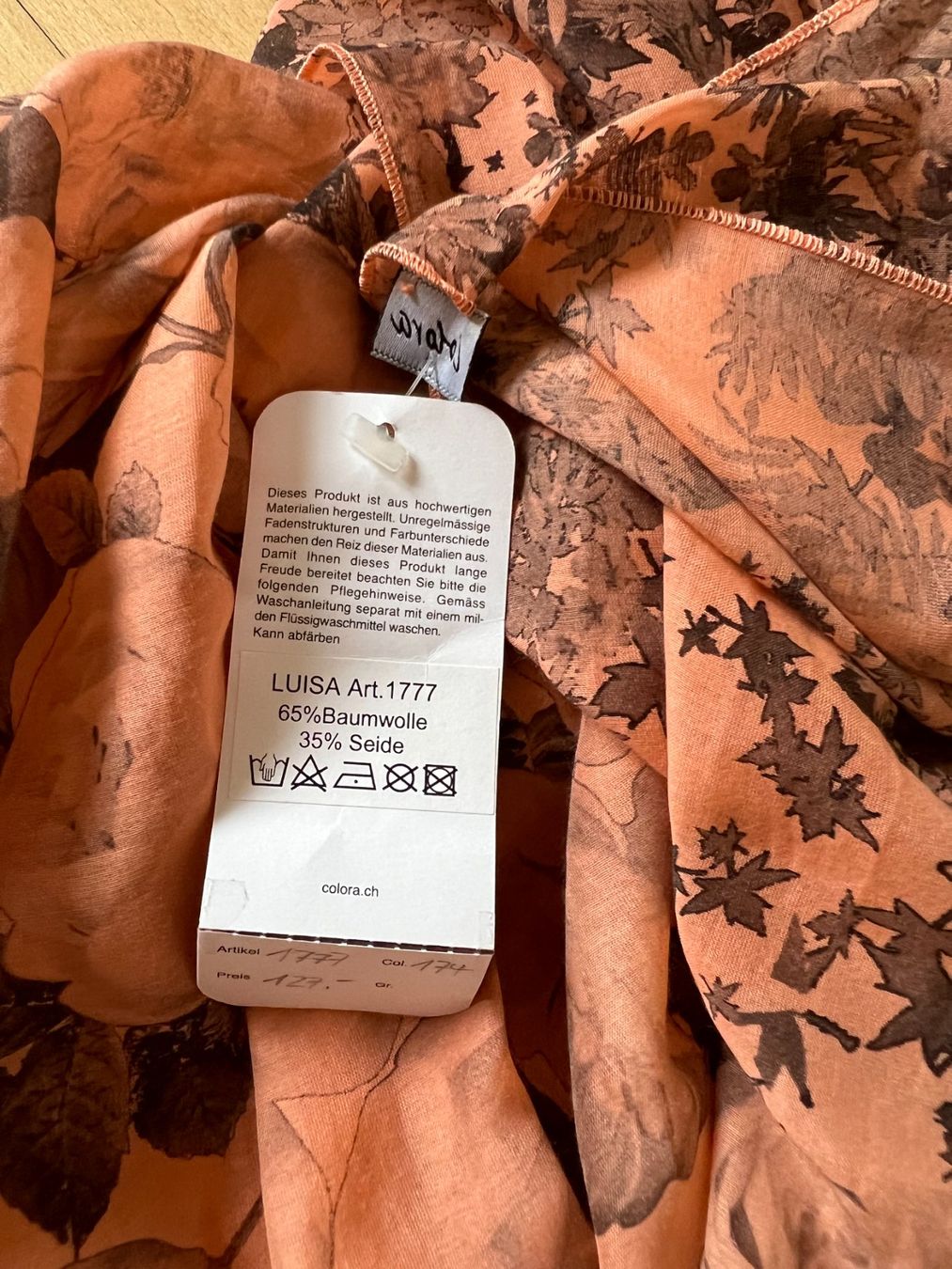 Colora Foulard & Sciarpe: Colora Schal, 35% Seide, Lachs, NEU – Nuovo e nell'imballaggio originale da Worb venduto da farben20zauber 1