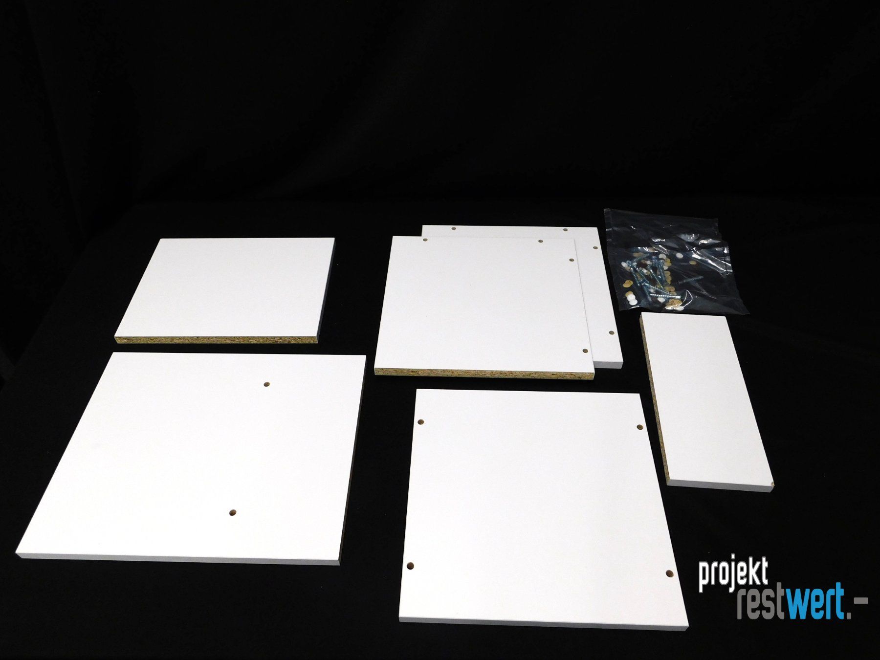 Tables de nuit: Nachttisch von TOPESHOP – Neuf (Voir description) à Bülach par restwert_buelach 2