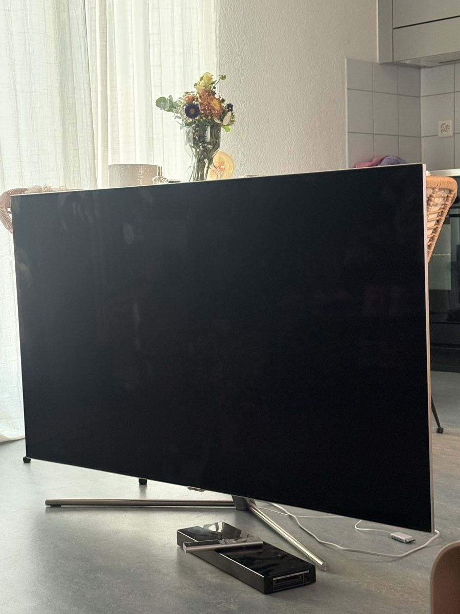 Fernseher: Samsung TV – Defekt aus Jona von yaralinn