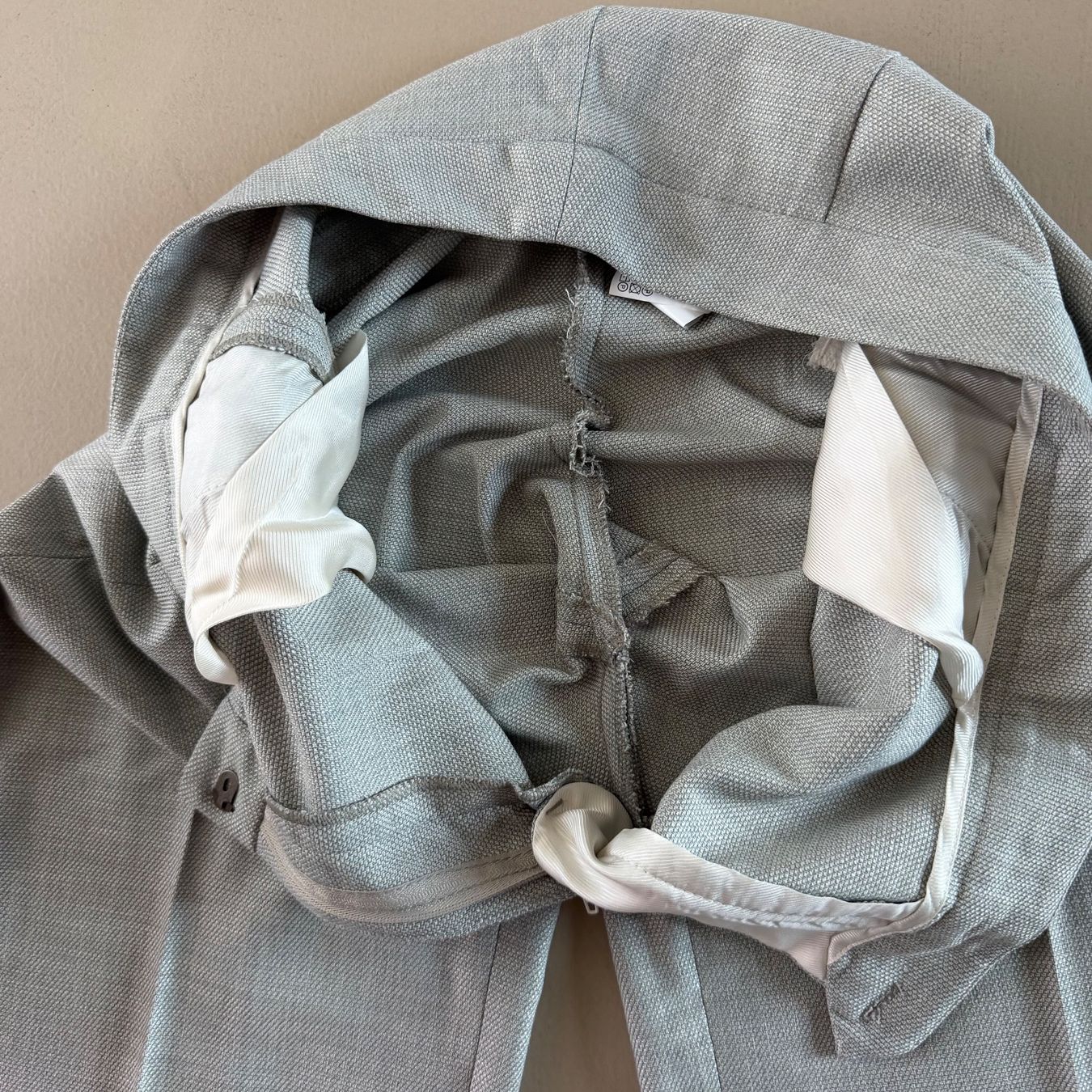 Zara Pantalons: hellgraue ZARA Hose 🩶 – D'occasion à zürich par vintage12 7